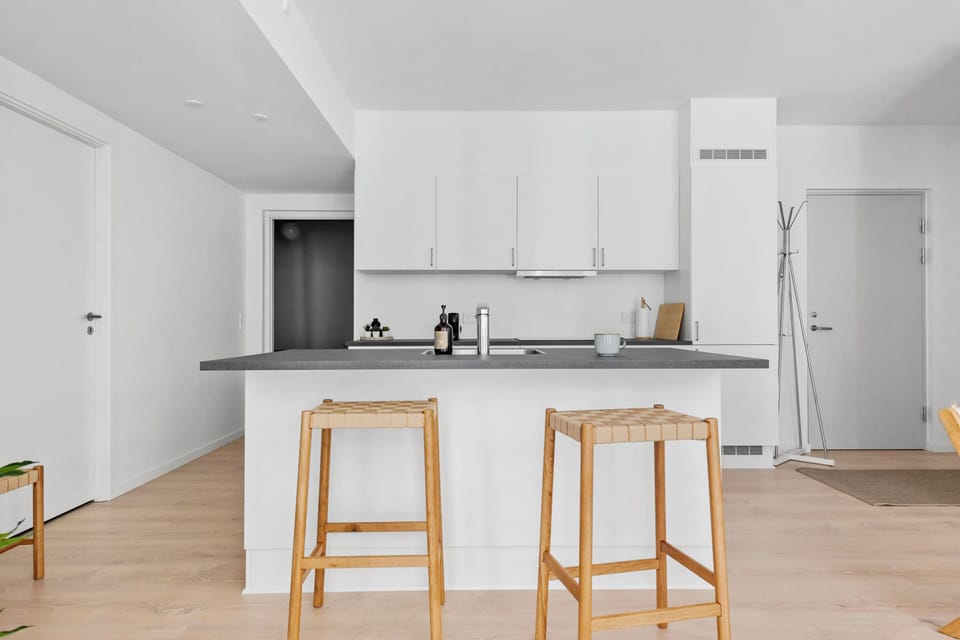 Kitchen seats.