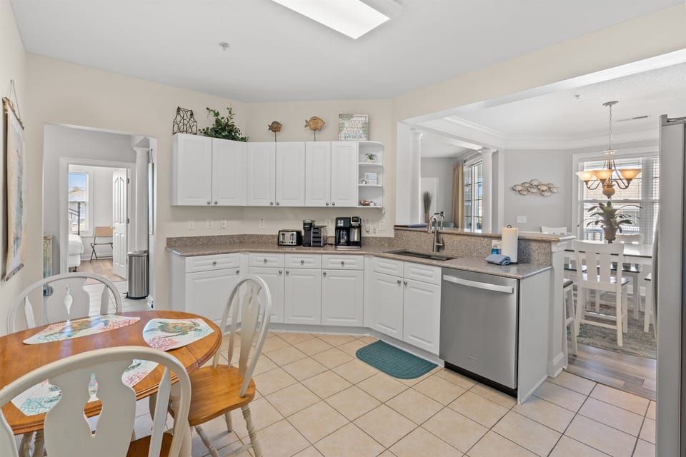 Kitchen / Breakfast