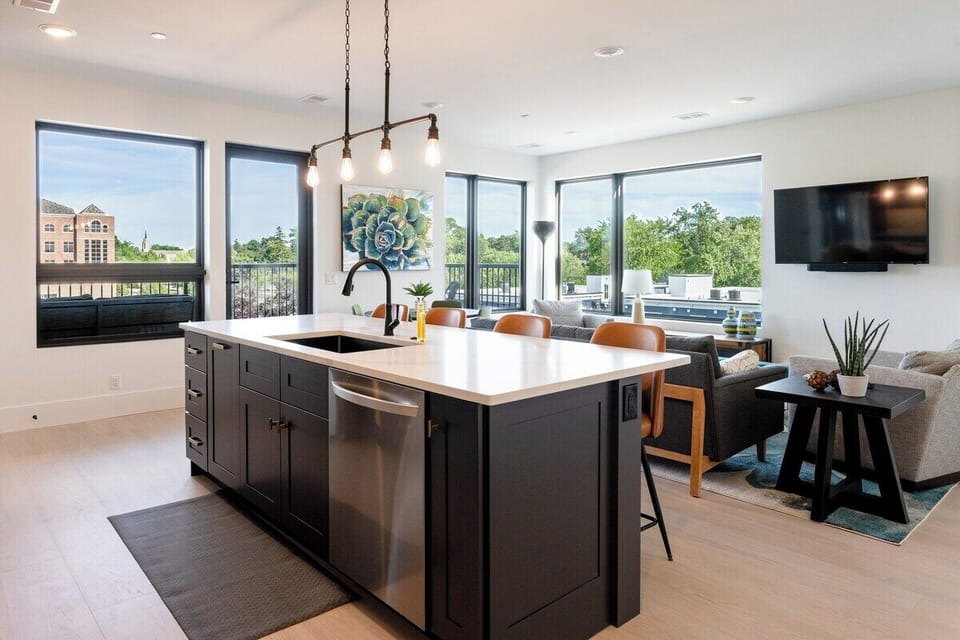 Fully Stocked Kitchen