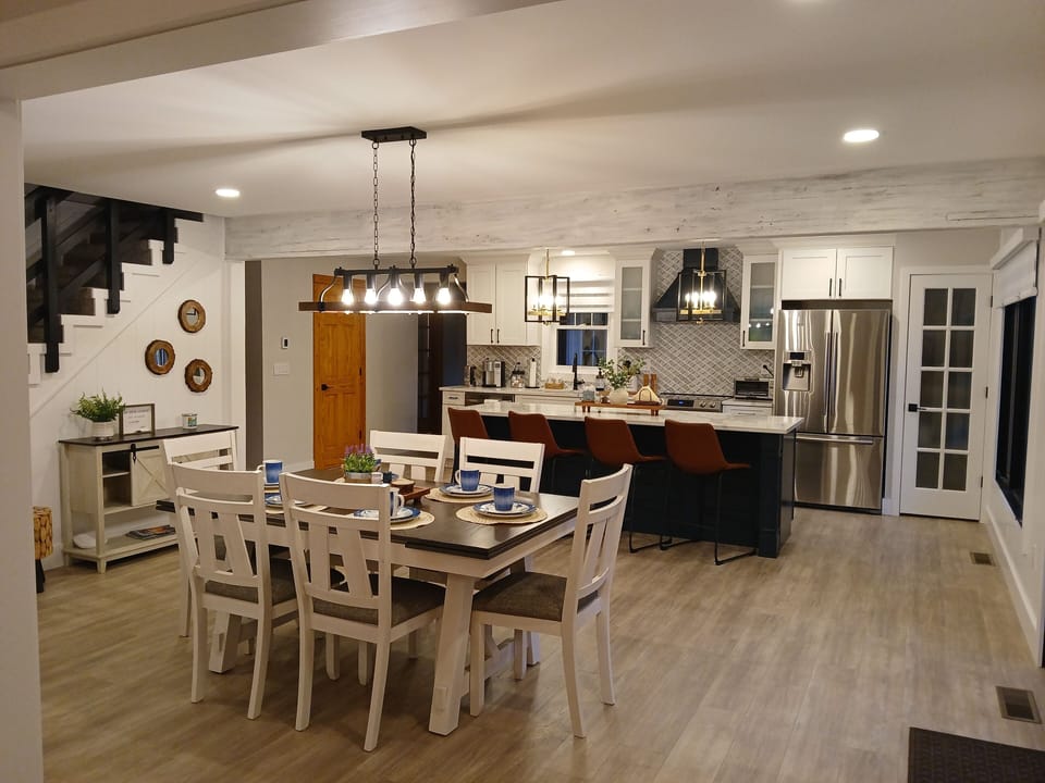 Dinning room table