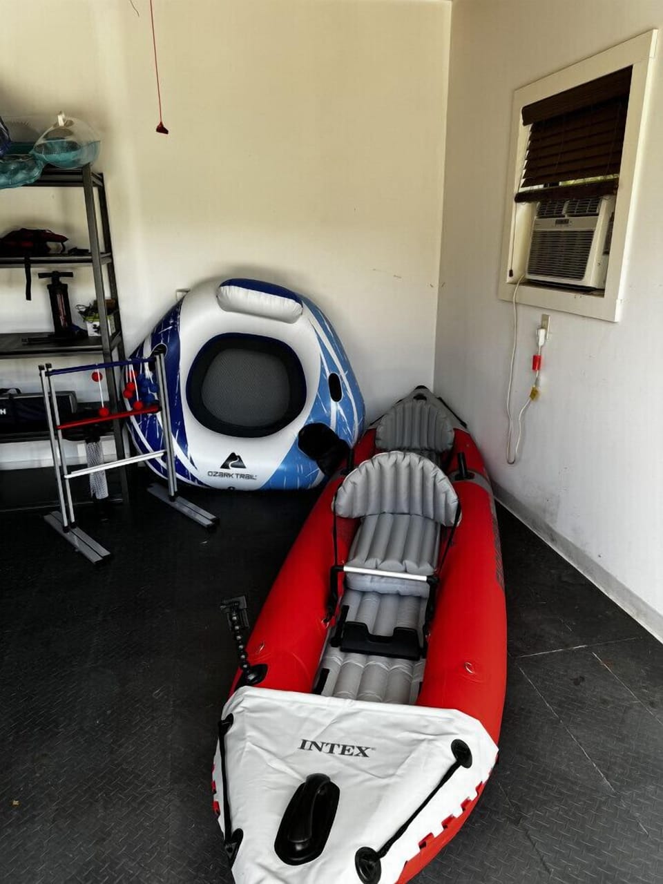 Kayak and float available for guests.