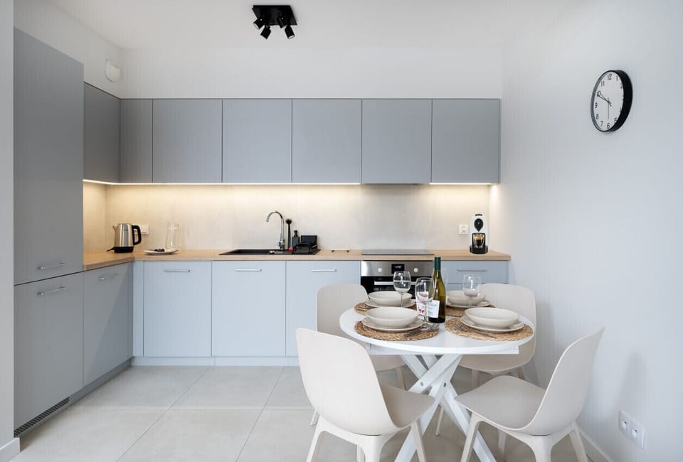 Fully Equipped Kitchen | Book Now with RENTUJEMY