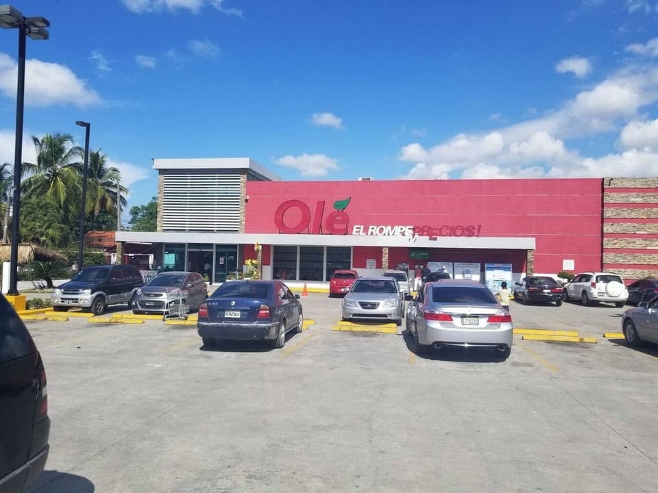 Ole supermarket