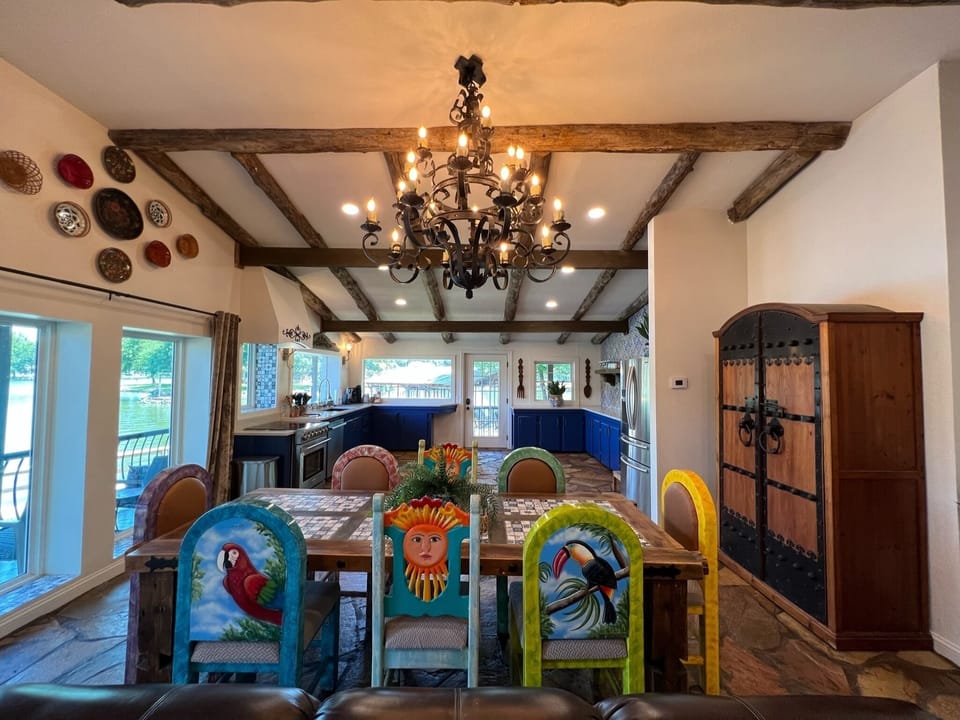 Villa Dining Area