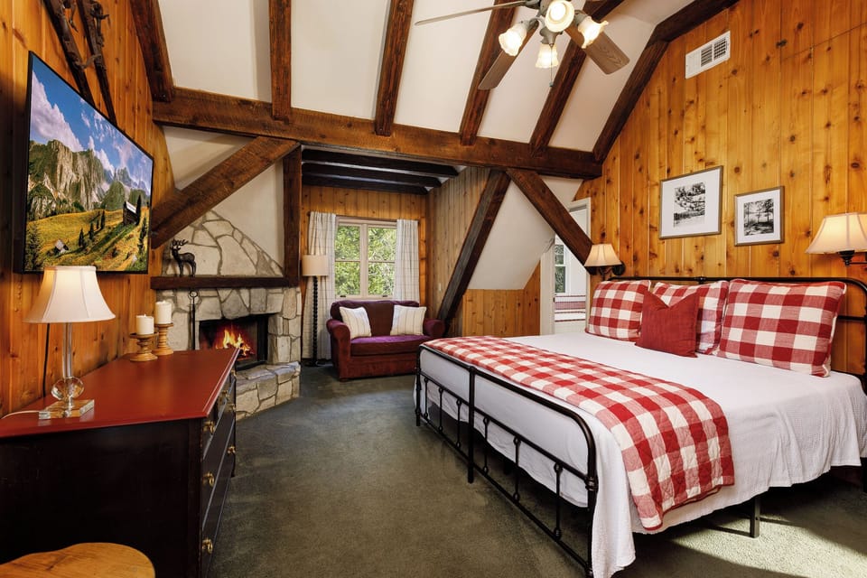 Upstairs Primary Bedroom with King Bed