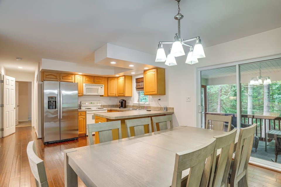 Dining Area | Kitchen | Cooking Basics