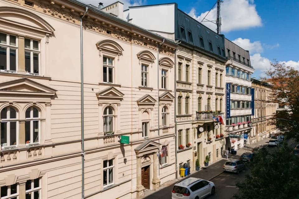 szujskiego-budynek-web-001