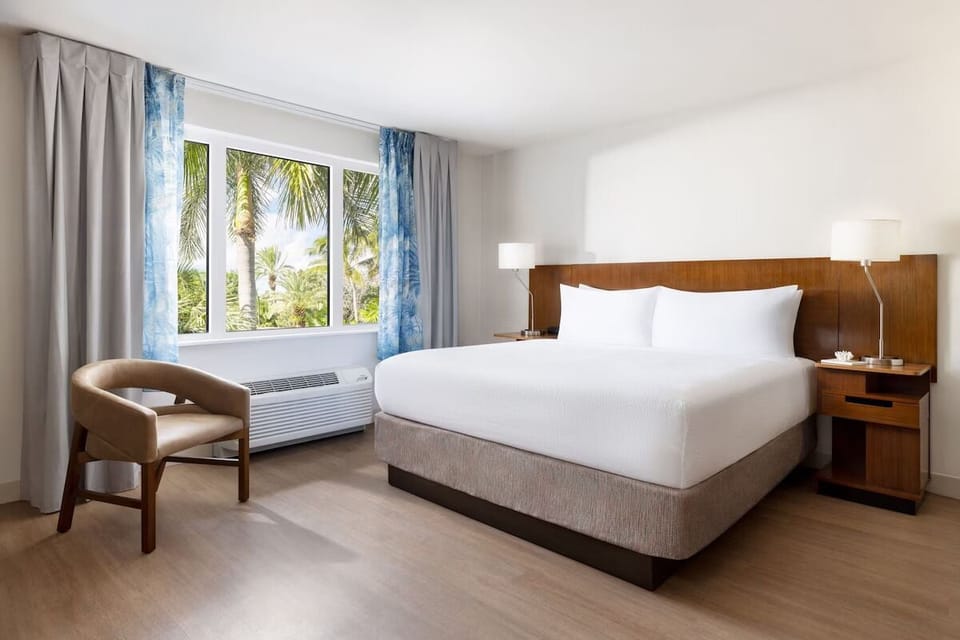 Unit with King size bed