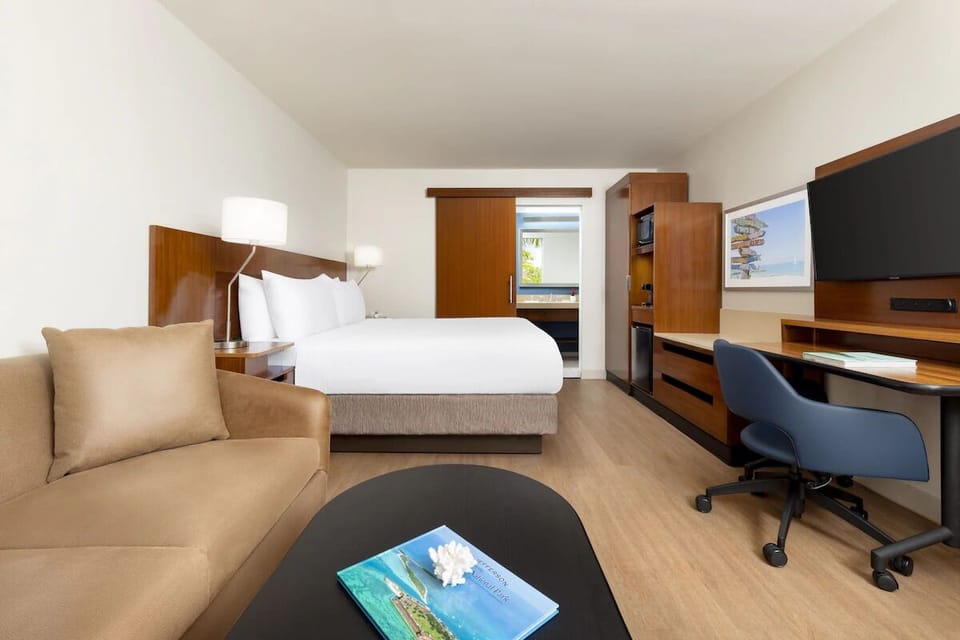 Unit with King size bed