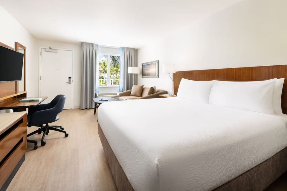 Unit with King size bed