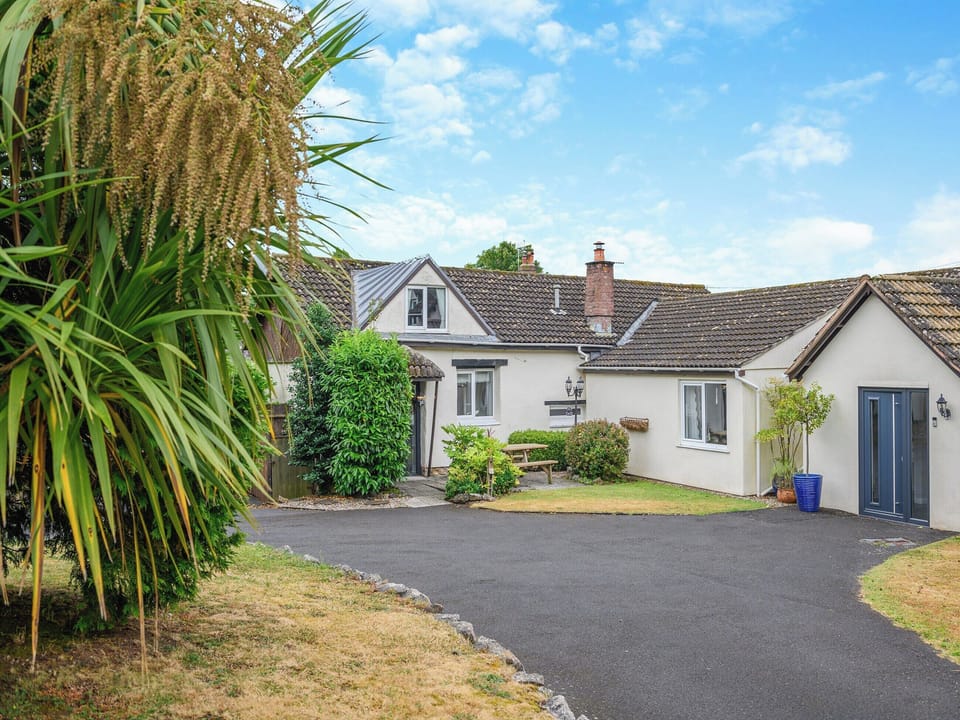 Exterior | Apple Orchard Barn, Coffinswell, near Newton Abbot