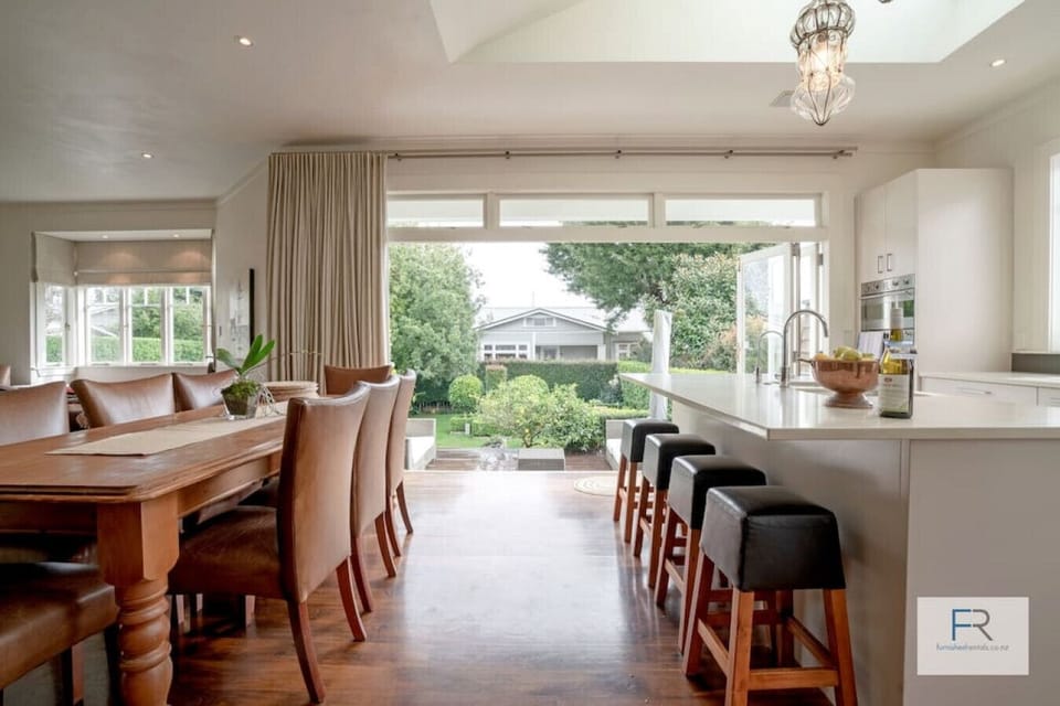 Dining / Kitchen room opening up to garden seating