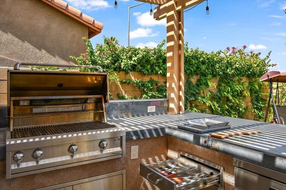 Outdoor kitchen with top-of-the-line grill equipment