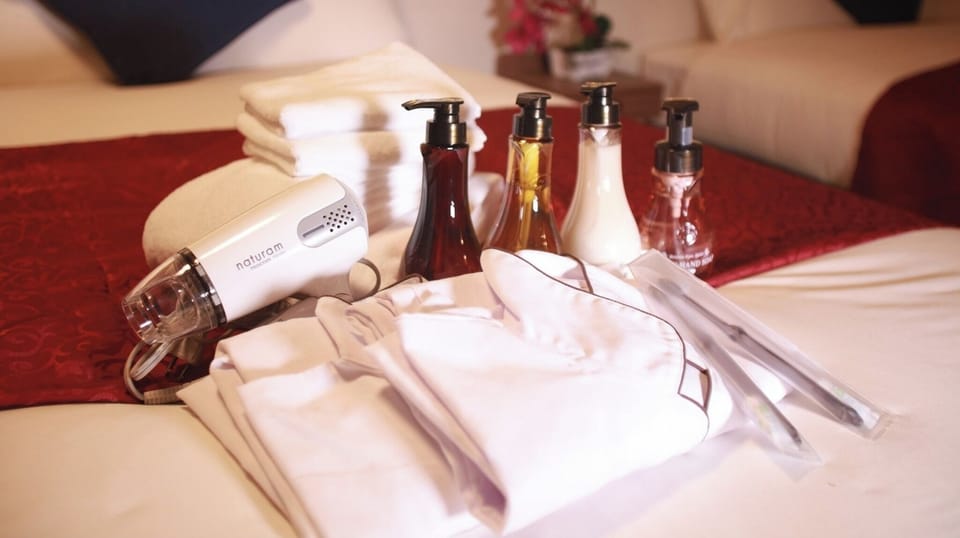 Bathroom amenities