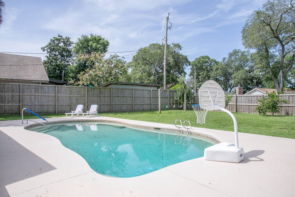 Relax and get some rays around the pool!