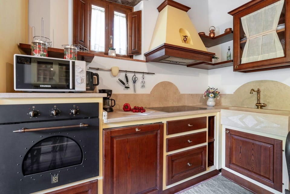 Autumn, Kitchen, Spring, Summer