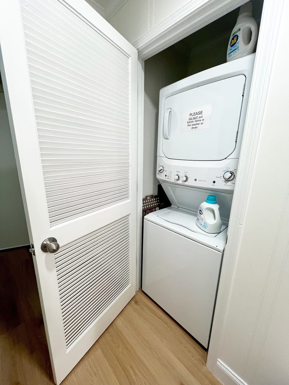 In-unit washer and dryer, so swimsuits are clean for tomorrow.