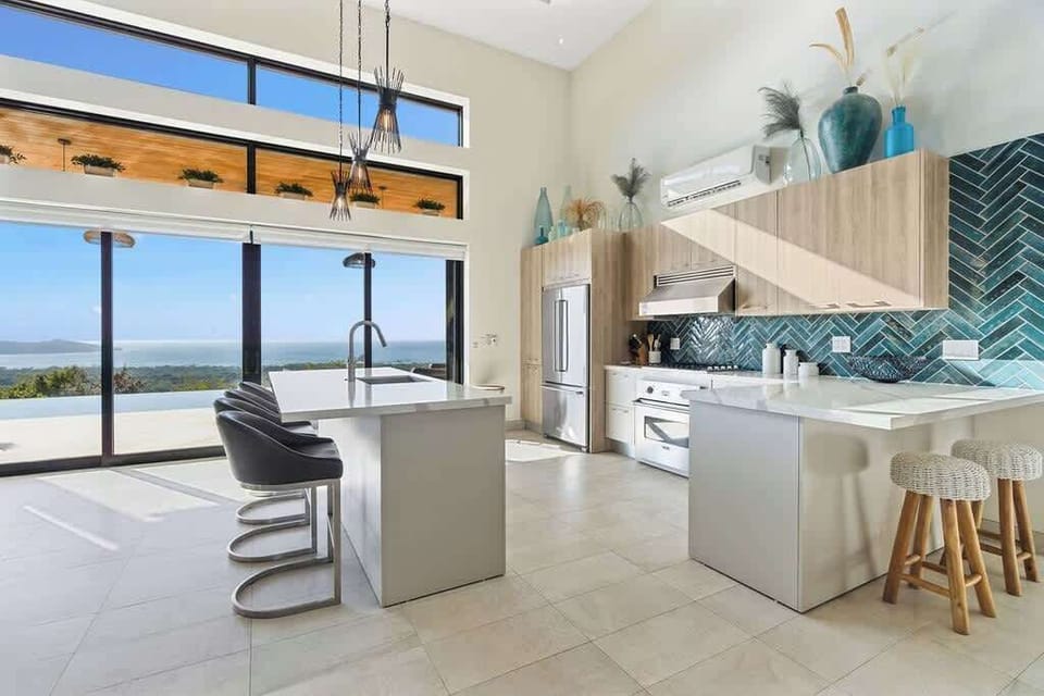Where sleek style meets ocean views.