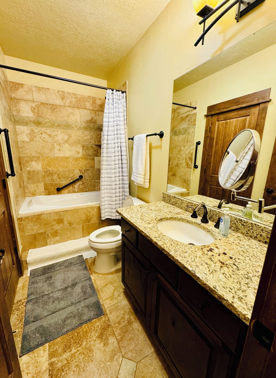 Master bathroom 