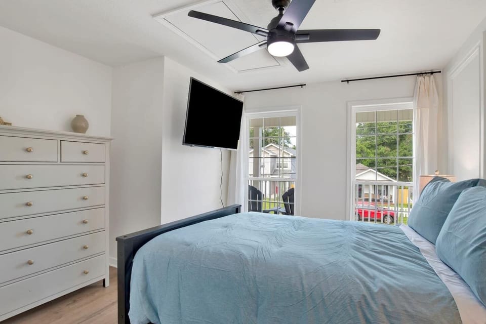 Full-Sized Mattress & Smart TV