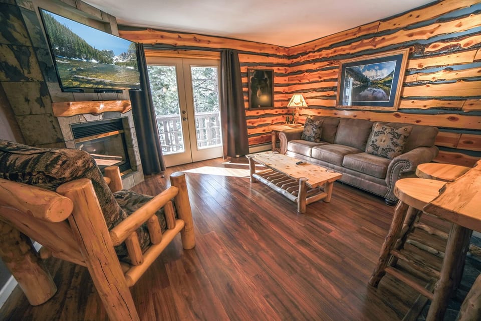 Living Room with Doors to Deck