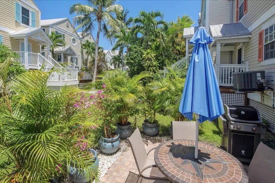Grill your favorite foods and enjoy a delicious meal on the private patio, where the relaxed ambiance and beautiful surroundings enhance every bite.
