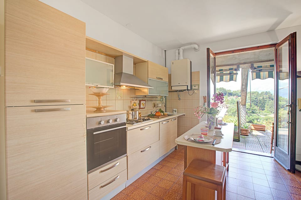 Kitchen and dining area