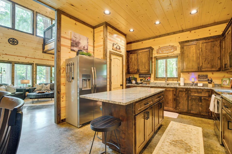 Kitchen | Cooking Basics | Combo Drip & Keurig Coffee Maker | 1st Floor