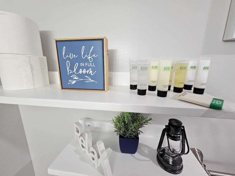 Bathroom amenities