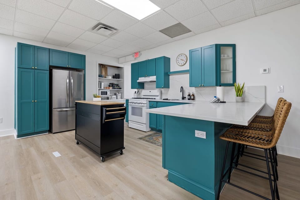 Yep. Making tasty vacation meals comes easier when you've got a great kitchen.