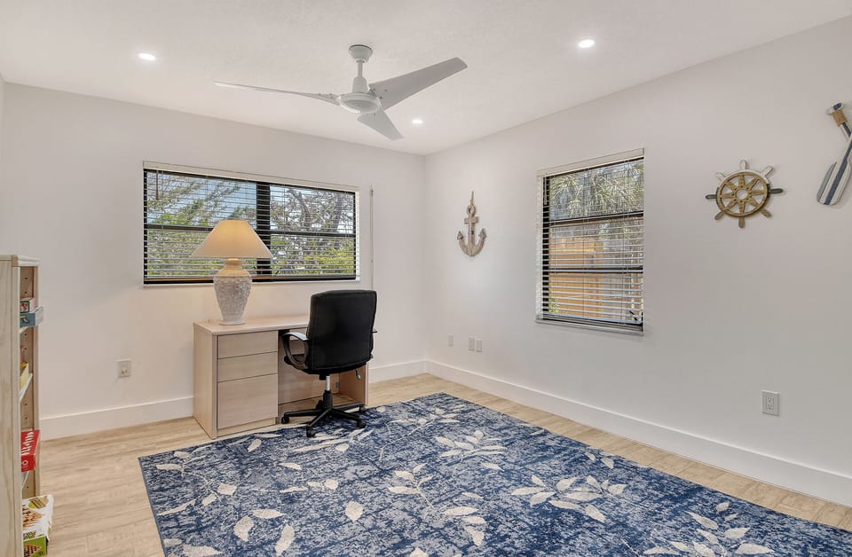 Office in third bedroom (no beds)