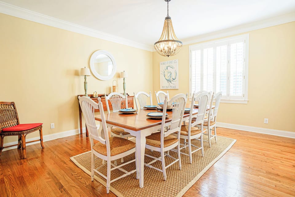 Spacious dining room