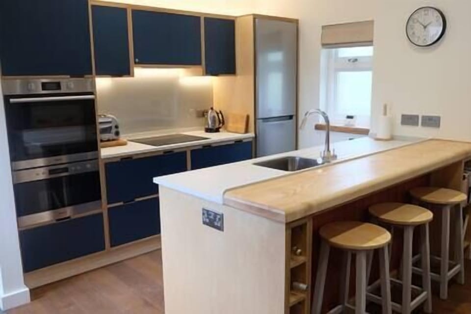 Coach House kitchen (2)
