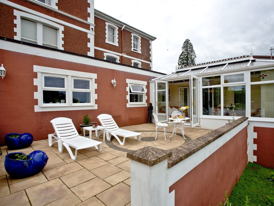 Exterior | Protea Garden Apartment - Protea, Torquay