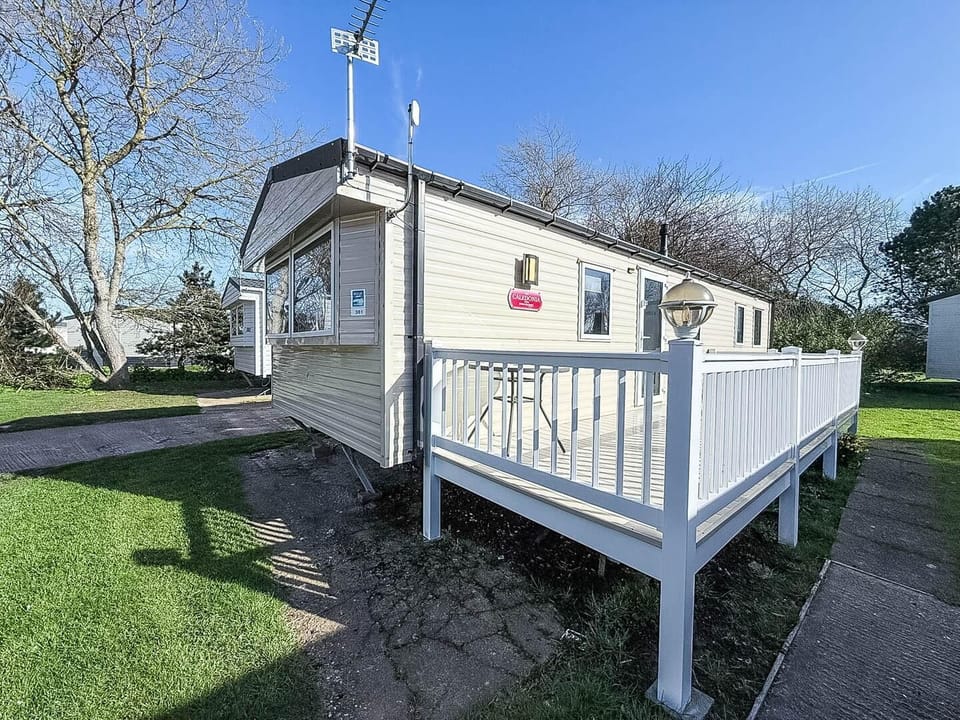 For romantic getaways UK or family holidays 2026, Broadland Sands Holiday Park offers a peaceful retreat with a caravan with decking, just a short drive from the vibrant attractions of Great Yarmouth Norfolk like Great Yarmouth Pier and the Hippodrome.