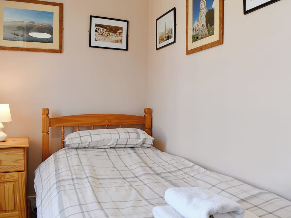 Landing | Oak Apple House, Keswick