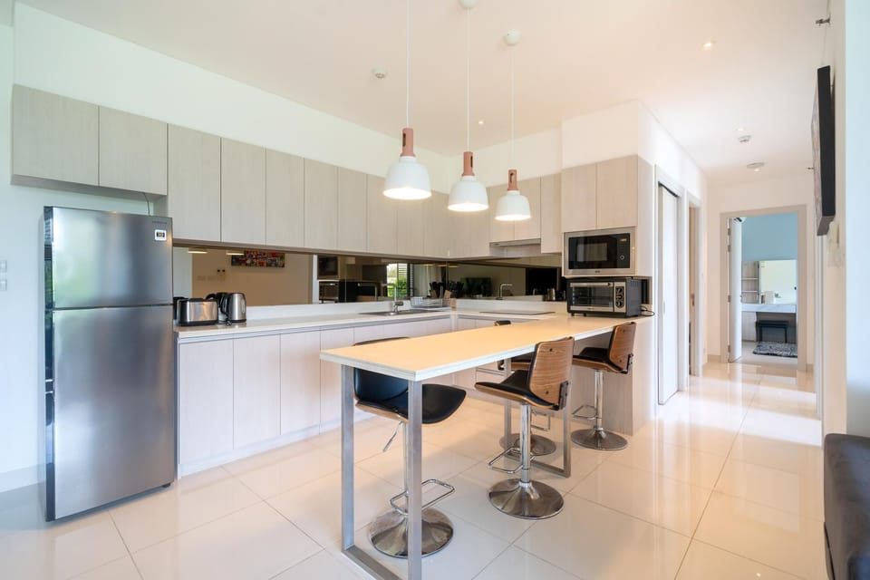 Deluxe lagoon view apartment at Cassia Residence (12657)