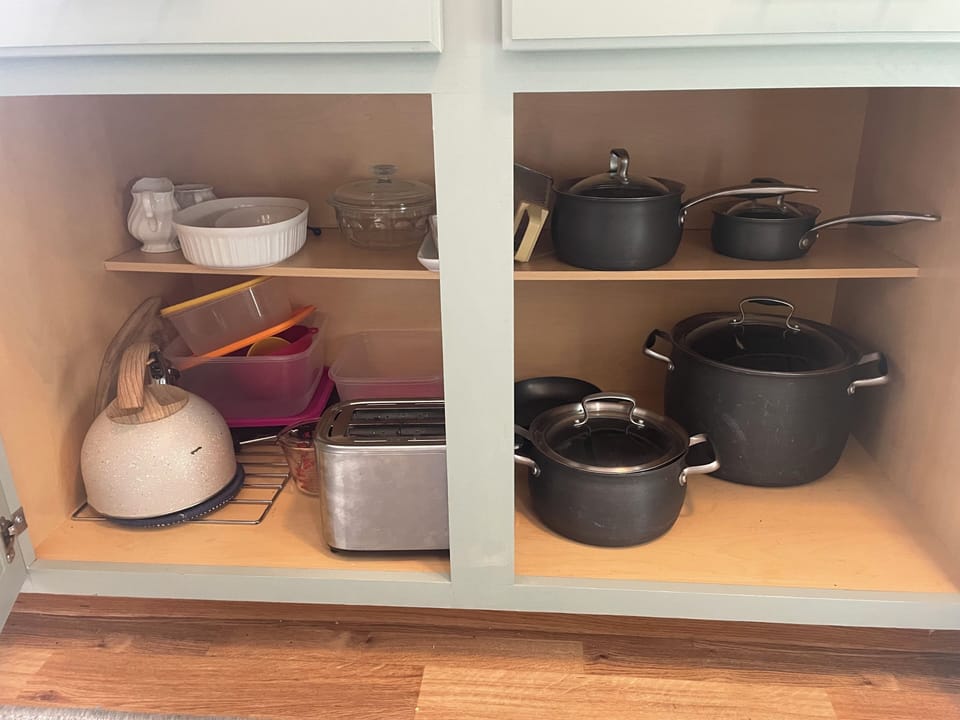 Equipped kitchen for cooking