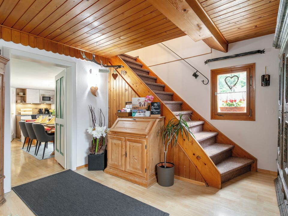 Entrance / Reception