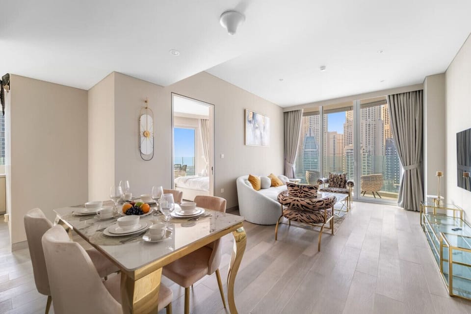 Living Room: Panoramic views meet stylish decor in this vibrant retreat perfect for relaxation!