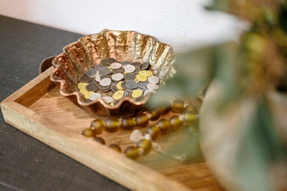 Treasure Medallion Bowl