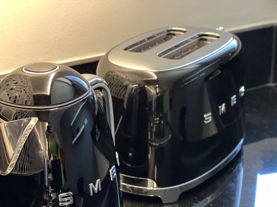 SMEG Kitchen Utensils