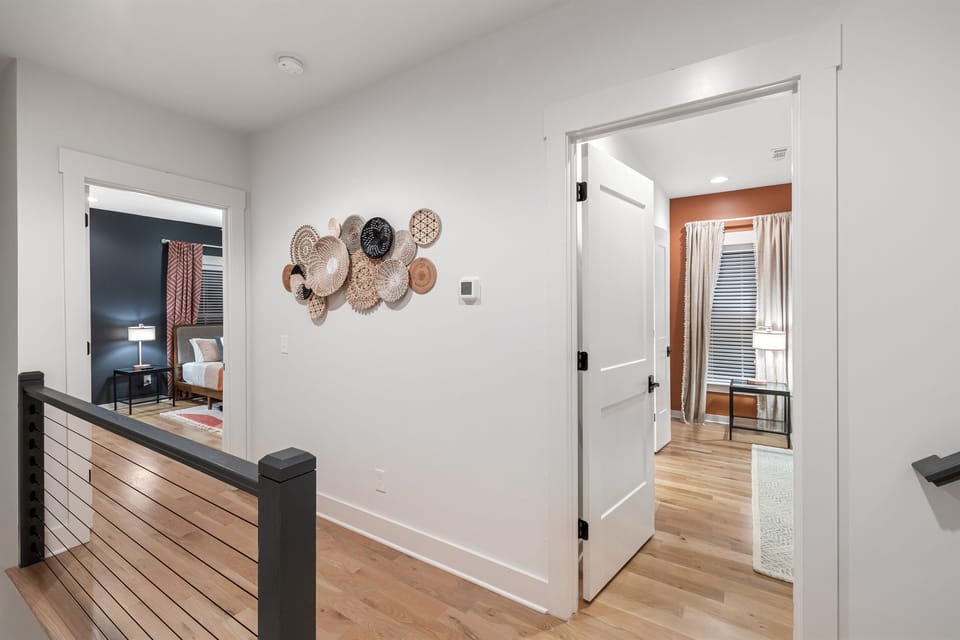 3rd Floor with 2 bedrooms