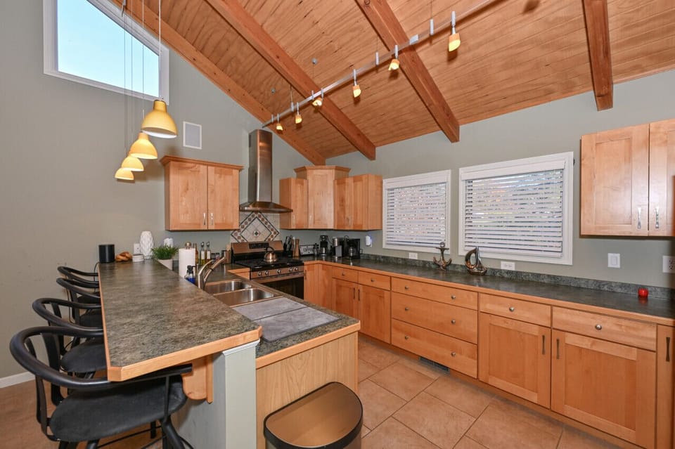 Spacious Kitchen