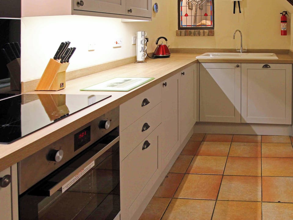 Well-equipped fitted kitchen | Stonecroft, Middleham, near Leyburn