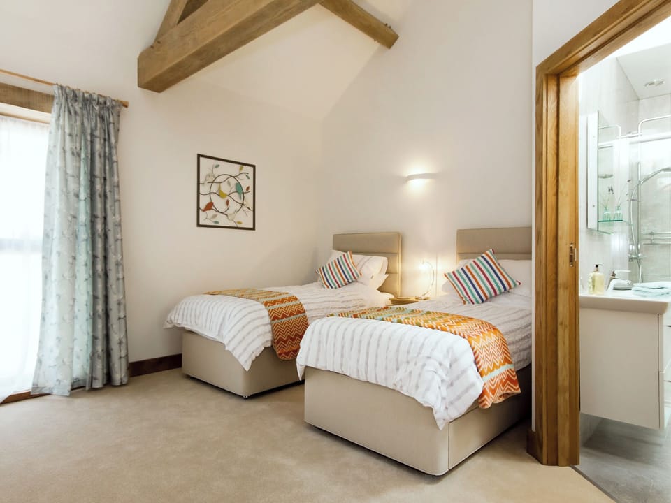 Twin bedroom | Blackdown Farm, Nr. Blackawton, Dartmouth