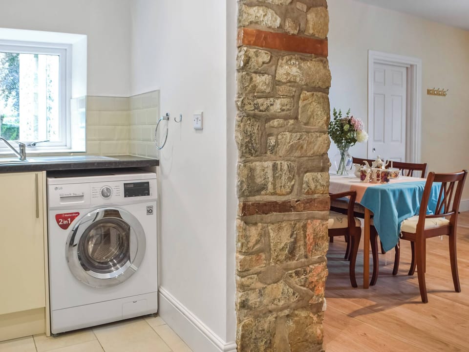 Kitchen/diner | Mariah - Sannan Court, Llanfynydd