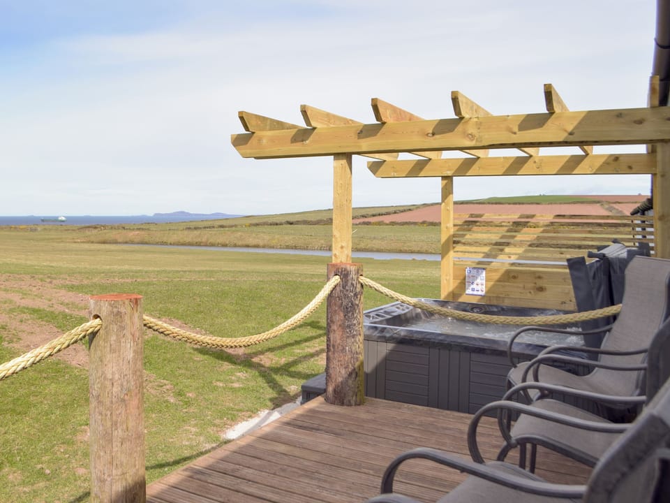 Decking | The Stables - Musselwick Farm, St Brides