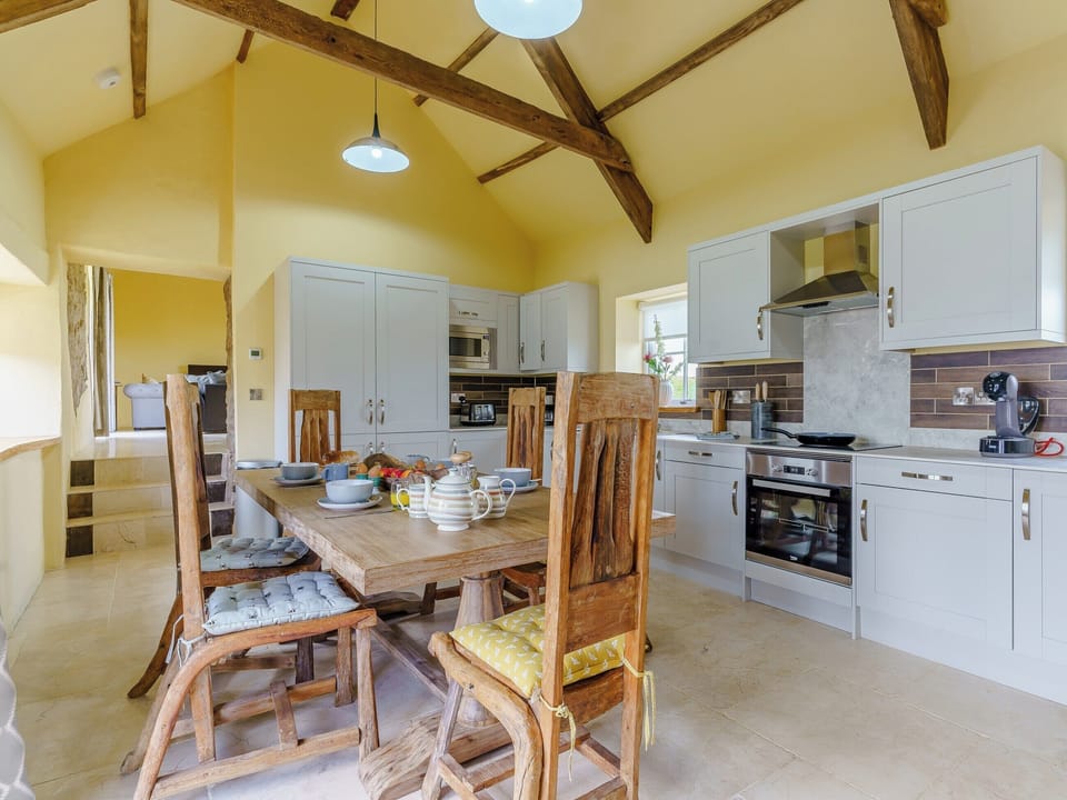 Kitchen/diner | The Stables - Musselwick Farm, St Brides