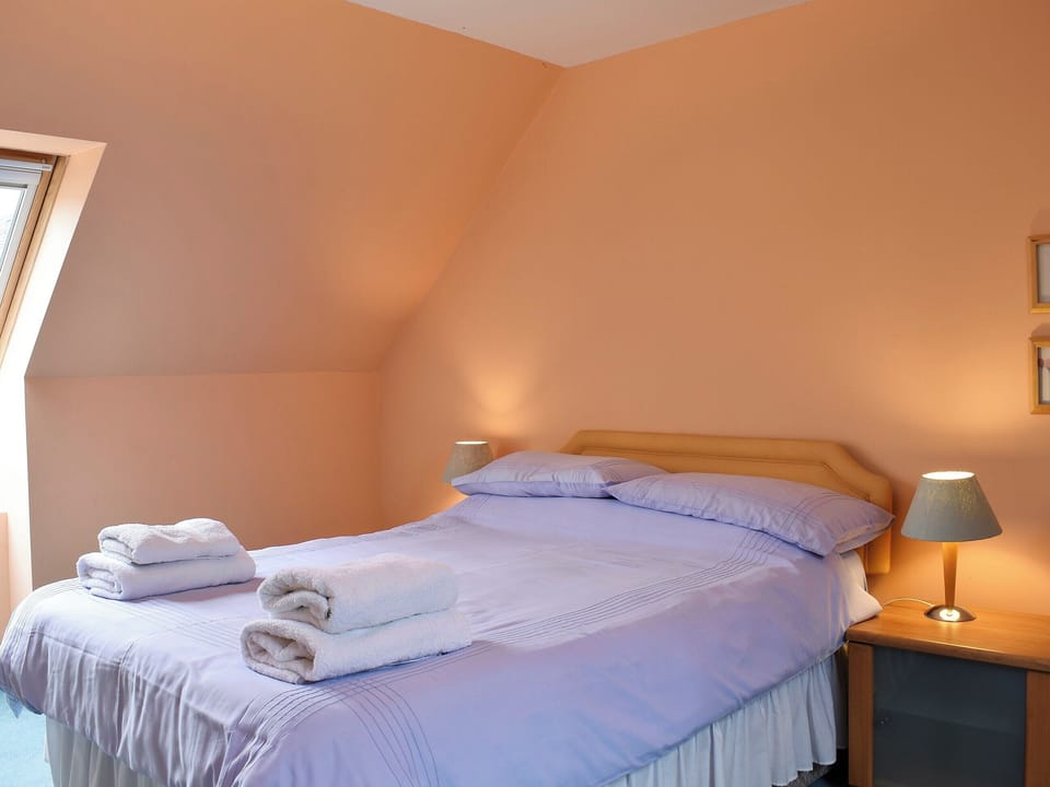 Charming double bedroom | Stable Cottage, East Bennan, Isle of Arran